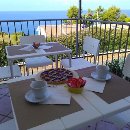 B&B Il Faro Cittadella del Capo Exterior photo