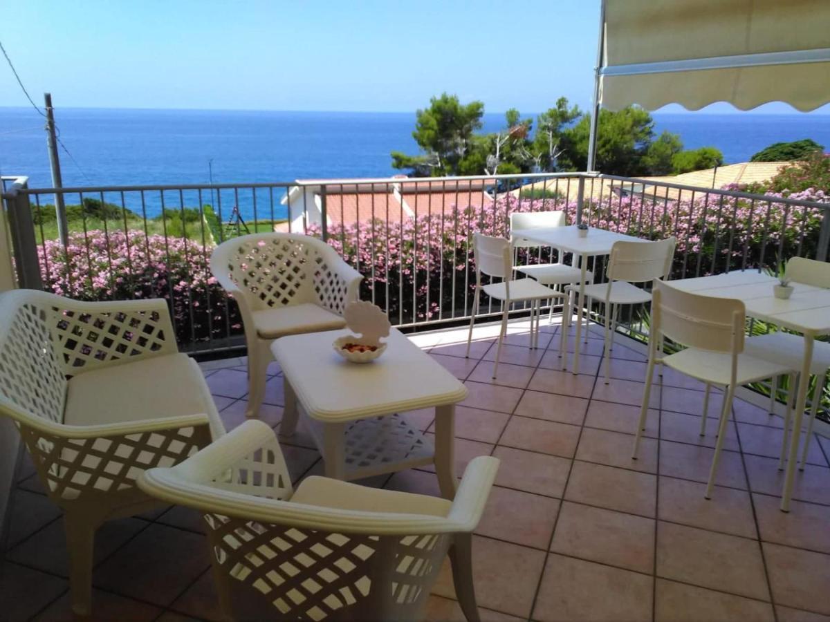 B&B Il Faro Cittadella del Capo Exterior photo